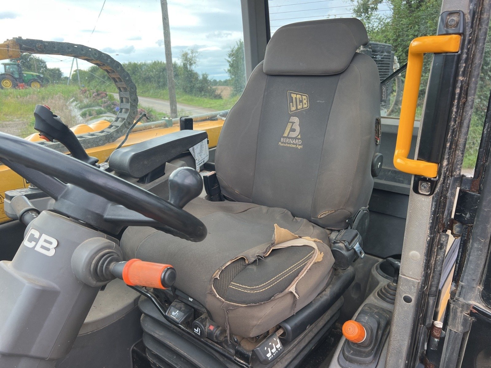 JCB 542-70 – vue 2